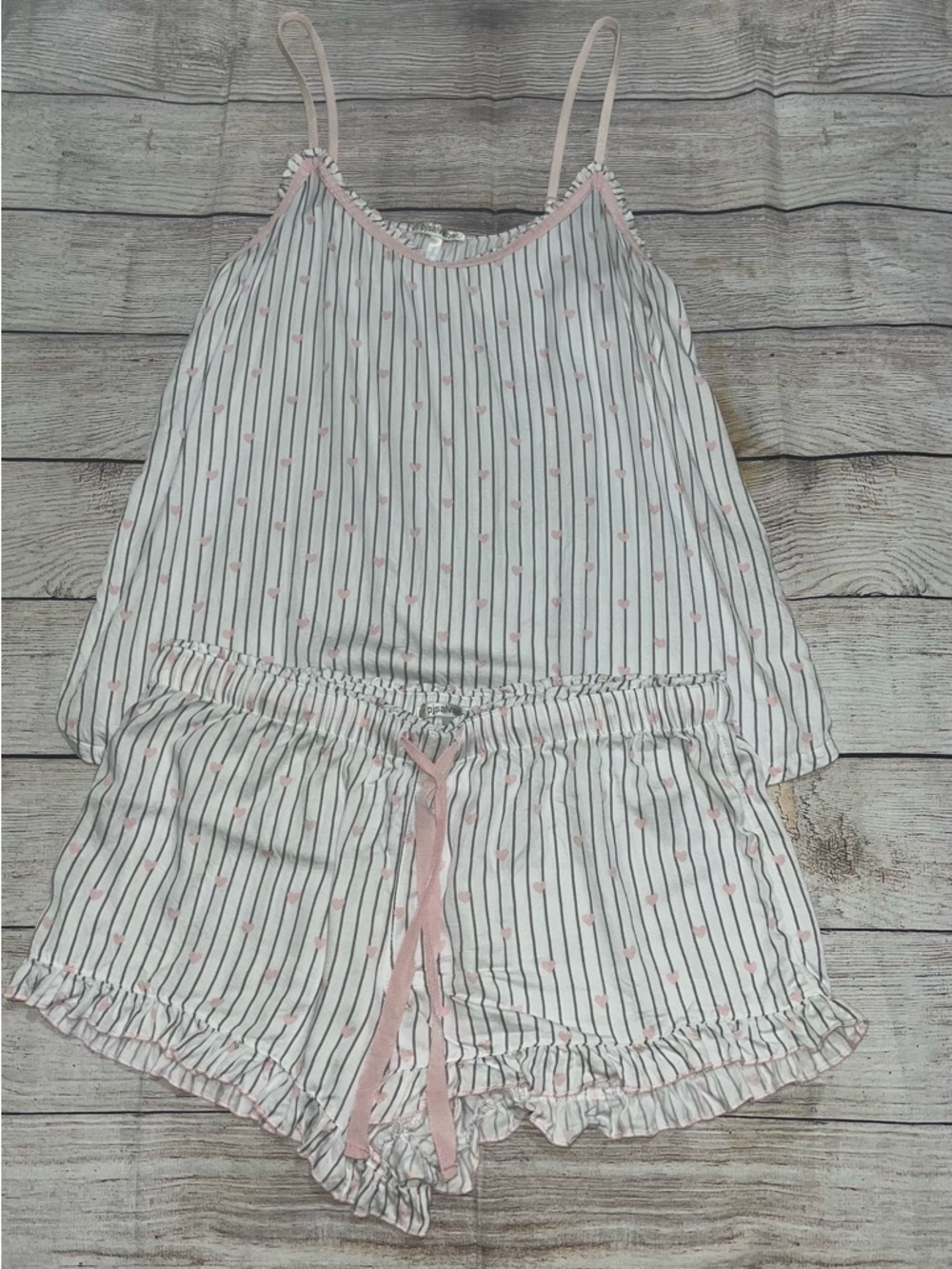 🤎3/$10 P.J. Salvage White Stripe Sleep Set Pajamas with Pink Hearts Size Large